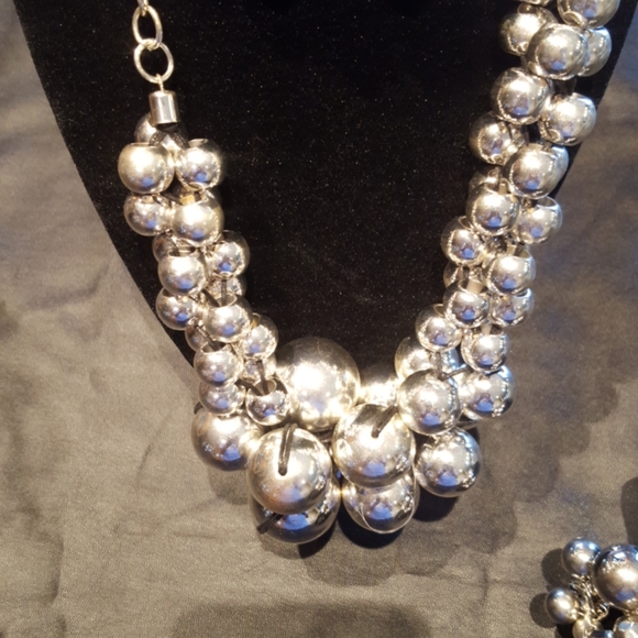 Silver Mirrored Three Piece Set - Picture 2 of 6